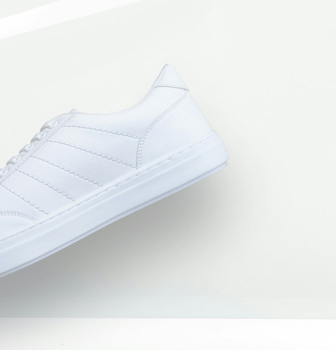 White Minimal Court Sneaker - detail view